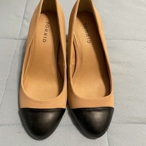 Torrid tan pumps